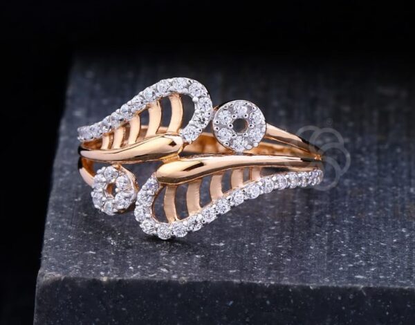 Luxury 18K Rose Gold Ring – Perfect Gift For Female's