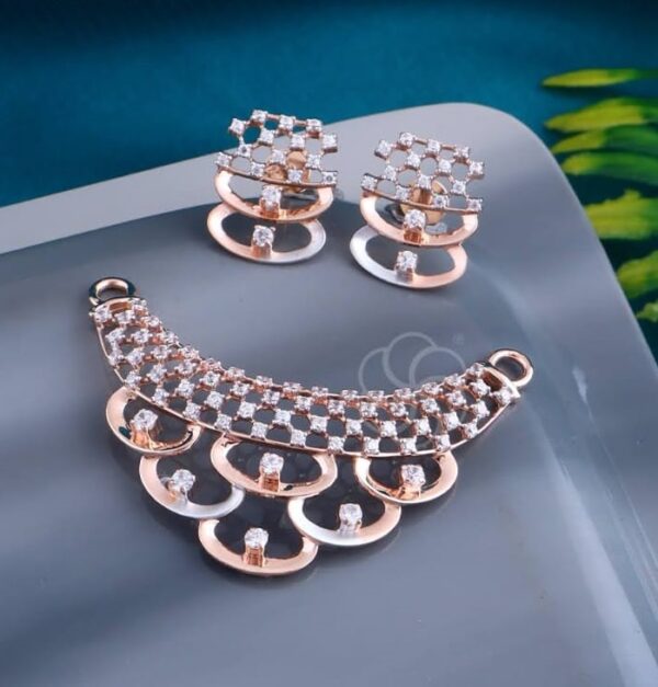 Romantic Gift 18K Rose Gold Mangalsutra Set with Matching Earrings