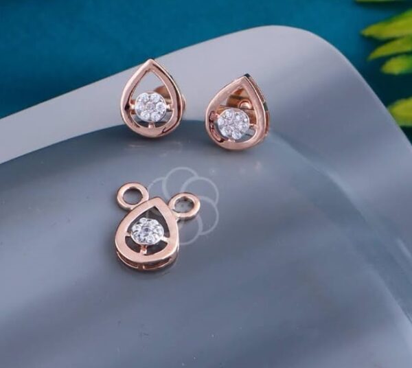 Luxury – 18K Rose Gold Mangalsutra & Earrings Set