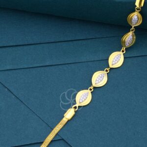 Trendy 18K Gold Bracelet For Women's