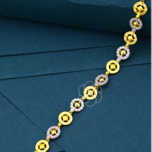 Elegant and Lightweight Bracelet in 18K Gold