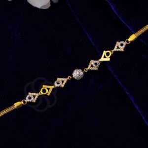 Stylish 18K Gold Adjustable Bracelet for Women's
