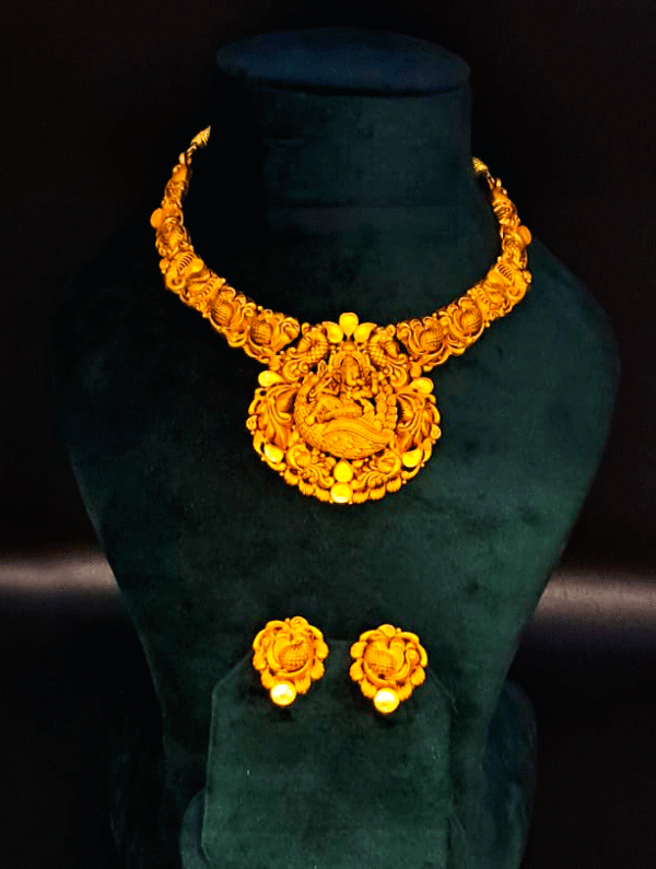 Designer 22K Gold Necklace for Bride