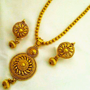 Lightweight 22K Gold Pendant Set For Women's