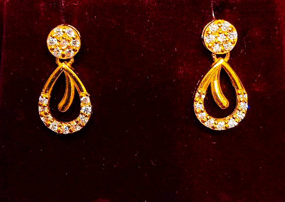 Everyday Elegance 22K Pure Gold Tops for Women's