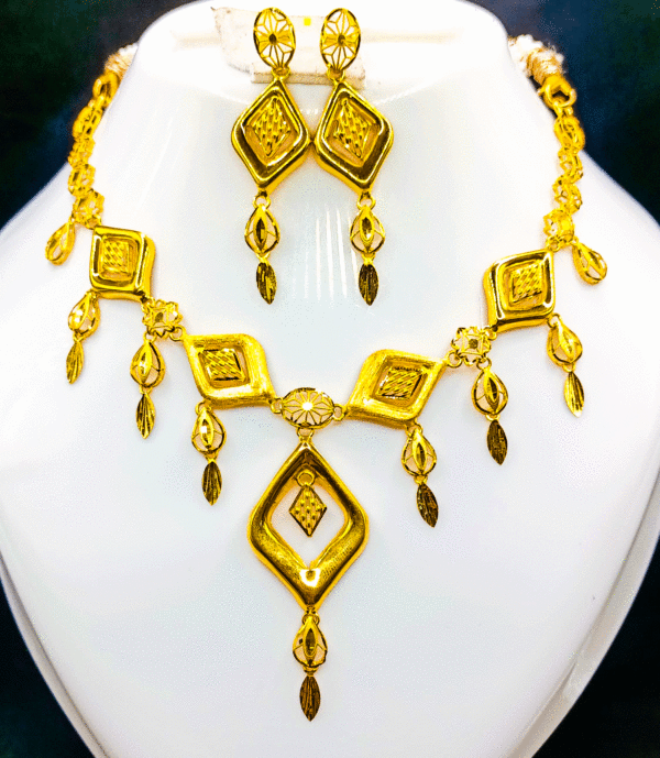 Traditional 22K Pure Gold Necklace (Haar Set)