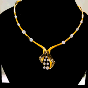 Beautifully Rose Gold Necklace For Women's