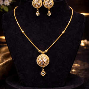 Star Cut Round Gold Pendant Necklace Set – 15 Gram