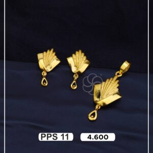 Fan Design Gold Pendant Set with Drop Earrings