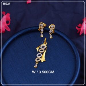 Modern Curve Oval Link Gold Pendant Set with Drop Earrings