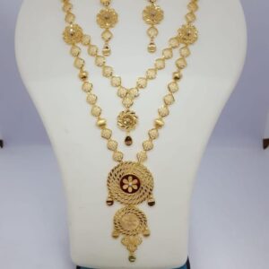 The Artisan Lattice & Cross-Cut Gold Bands