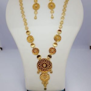 The Lattice & Diamond-Cut Gold Duo